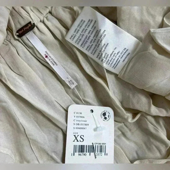 FREE PEOPLE DRESS SIZE XS WITH TAGS - Picture 3 of 8